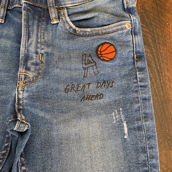 H&M Shorts - Picture 3 of 9